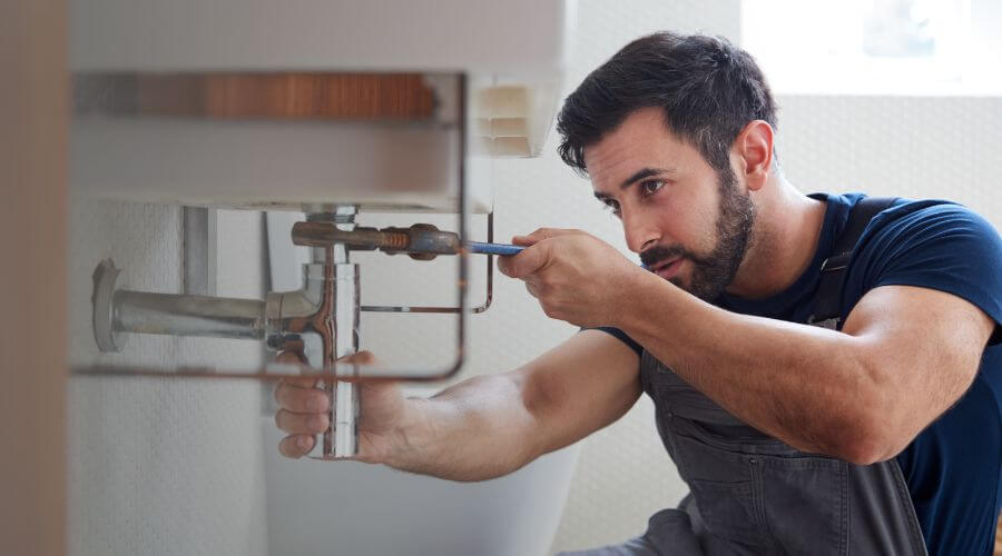 Faucet aerator cleaning/replacement in Ogden, AR